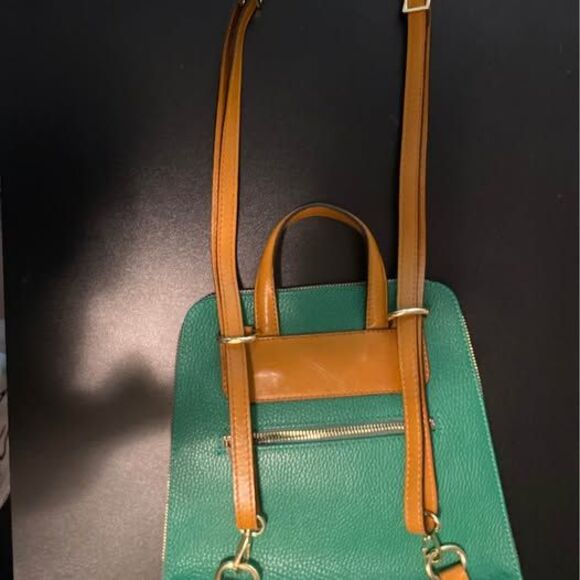 Purse / back pack / tote - Picture 5 of 10